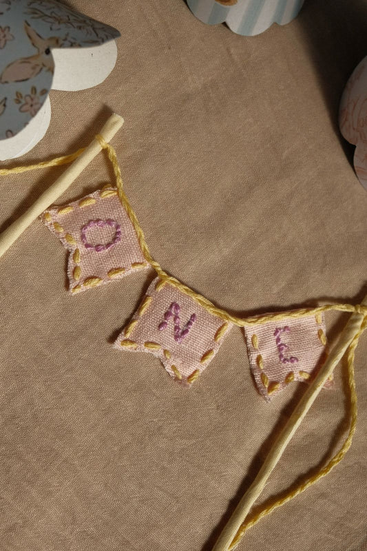 CAKE TOPPER