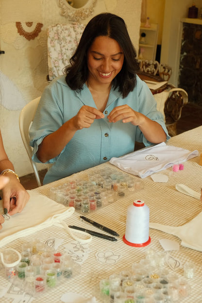 TALLER DE BORDADO EN PIEDRA