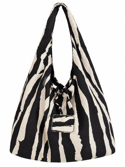 THE BIG TOTE