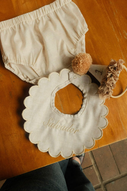 SET DE PARTY HAT, BABERO Y CUBRE PAÑAL
